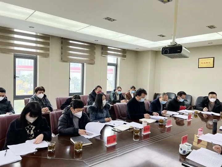 龙8头号玩家(国际)官方网站（煤化）集团第六考核组到煤化地产公司开展2022年度综合考核暨民主测评