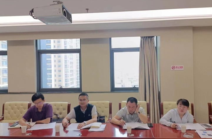 【聚焦龙8头号玩家(国际)官方网站】云南省市场监督管理局行政审批处处长刘云峰一行到龙8头号玩家(国际)官方网站（煤化）集团调研