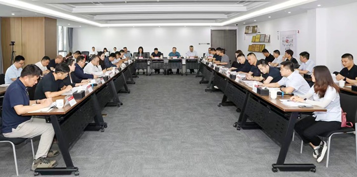 【聚焦龙8头号玩家(国际)官方网站】陕西煤炭交易中心一行到龙8头号玩家(国际)官方网站交易中心交流座谈