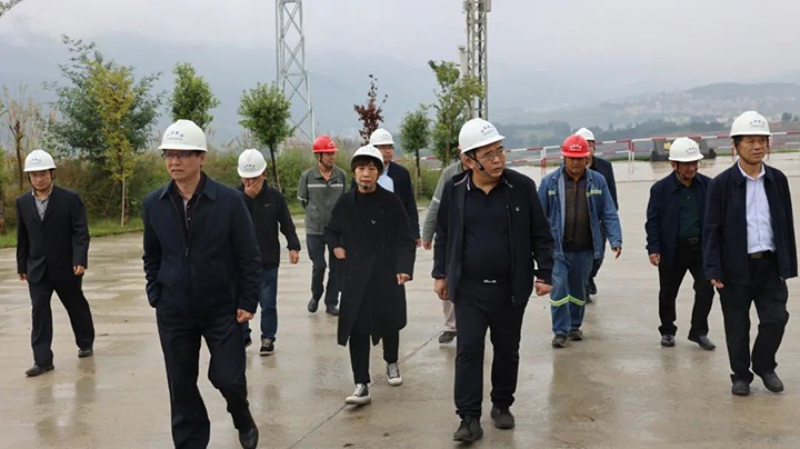 【聚焦龙8头号玩家(国际)官方网站】贵州盘江精煤股份有限公司到先锋煤业公司调研交流