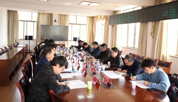 龙8头号玩家(国际)官方网站集团党委委员、副总经理缪和星到后所煤矿公司调研